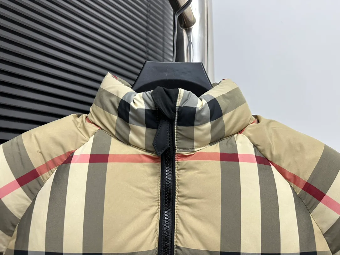 【BURBERRY】 Classic ！ burberry ! ， 、 ! Khaki Size: S M L XL